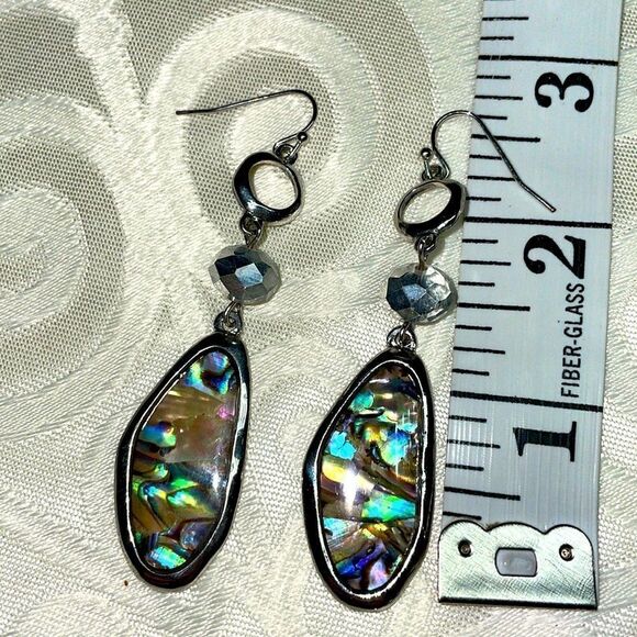 Erica Lyons adjustable abalone pendant necklace & drop earrings set - Picture 6 of 7